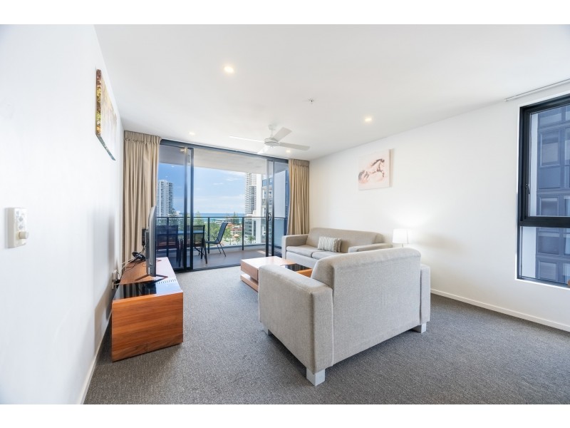 51/2729 Gold Coast Highway, Broadbeach QLD 4218