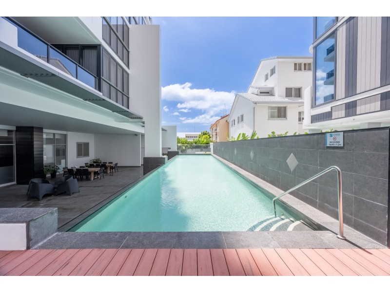 51/2729 Gold Coast Highway, Broadbeach QLD 4218