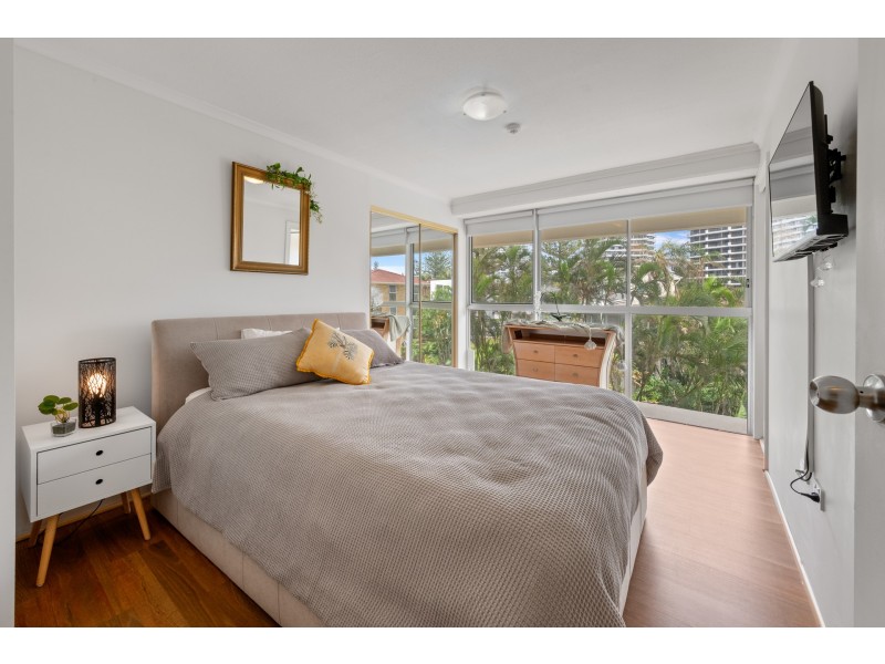 205/10 Vista Street, Surfers Paradise QLD 4217