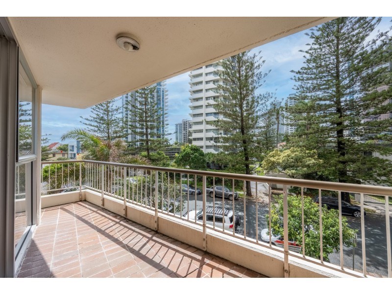 205/10 Vista Street, Surfers Paradise QLD 4217