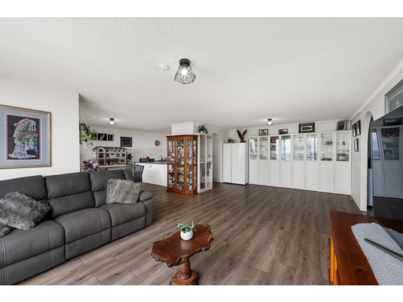 13C/2 Riverview Parade, Surfers Paradise QLD 4217