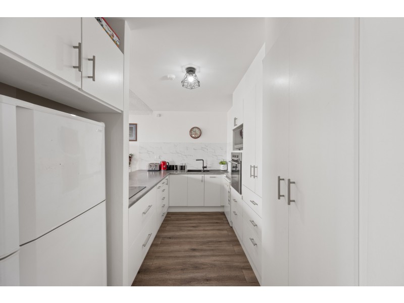 13C/2 Riverview Parade, Surfers Paradise QLD 4217