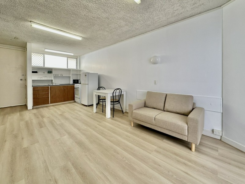 203/3155 Surfers Paradise Boulevard, Surfers Paradise QLD 4217