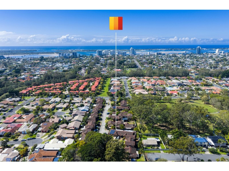 19/62-66 Brown Street, Labrador QLD 4215