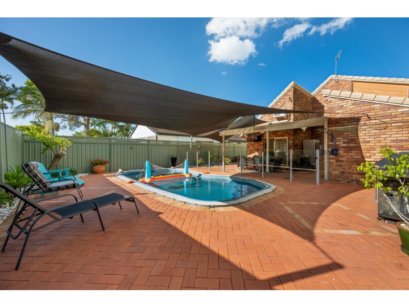 38 Morala Avenue, Runaway Bay QLD 4216
