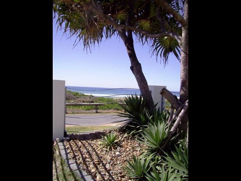432 The Esplanade, Palm Beach QLD 4221