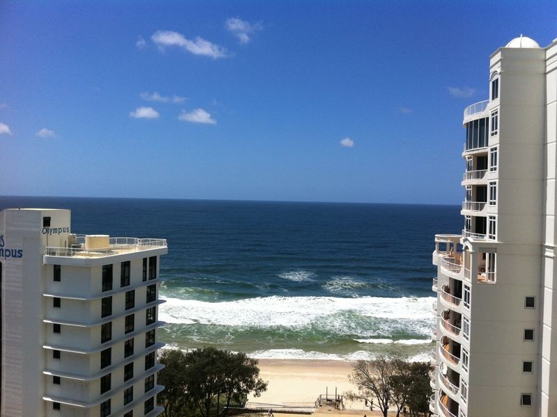 6 View Av, Surfers Paradise QLD 4217