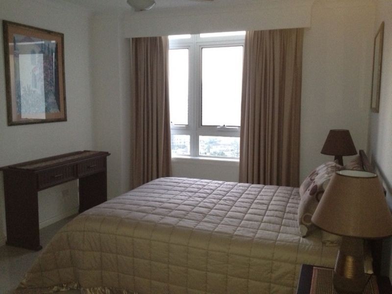 6 View Av, Surfers Paradise QLD 4217
