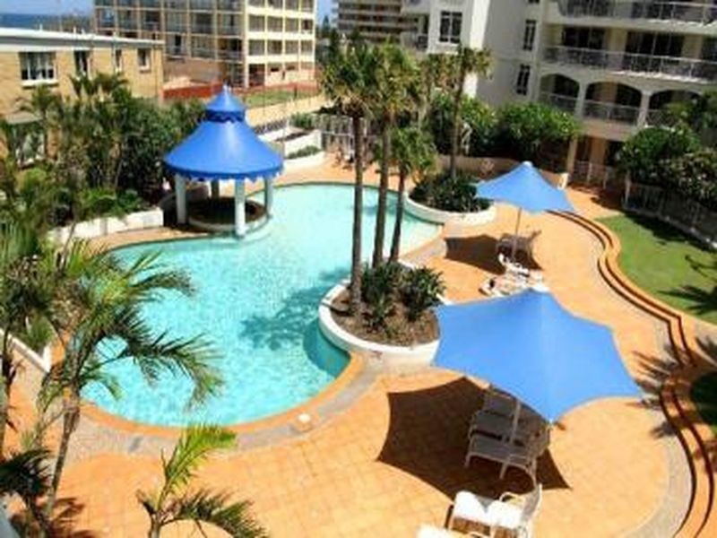 6 View Av, Surfers Paradise QLD 4217