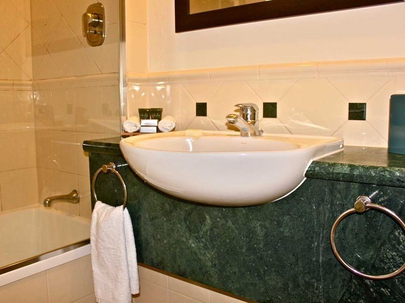 1503 & 1504/25 Laycock Street, Surfers Paradise QLD 4217