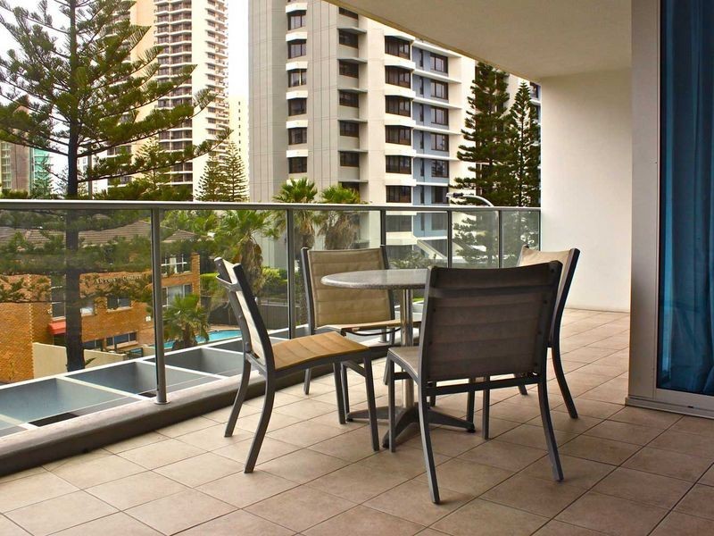 303/18 Enderley Avenue, Surfers Paradise QLD 4217