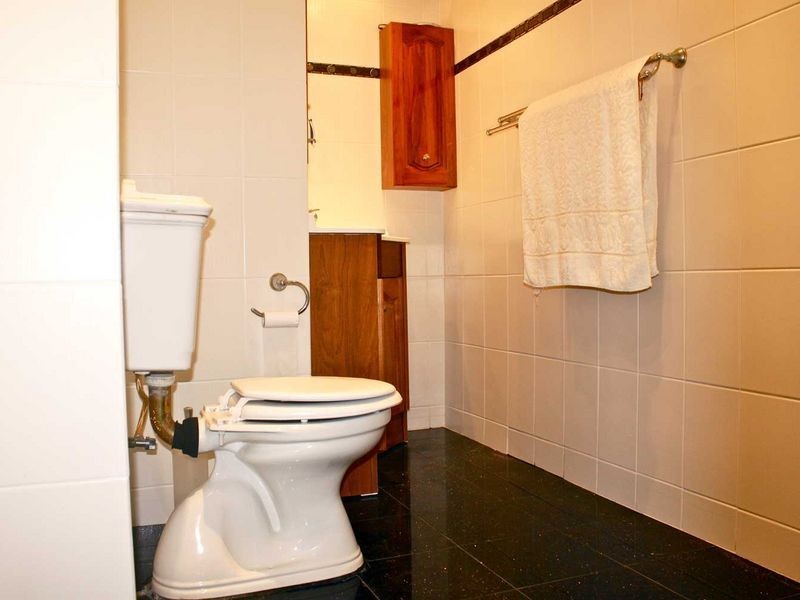 31/114 The Esplanade, Surfers Paradise QLD 4217