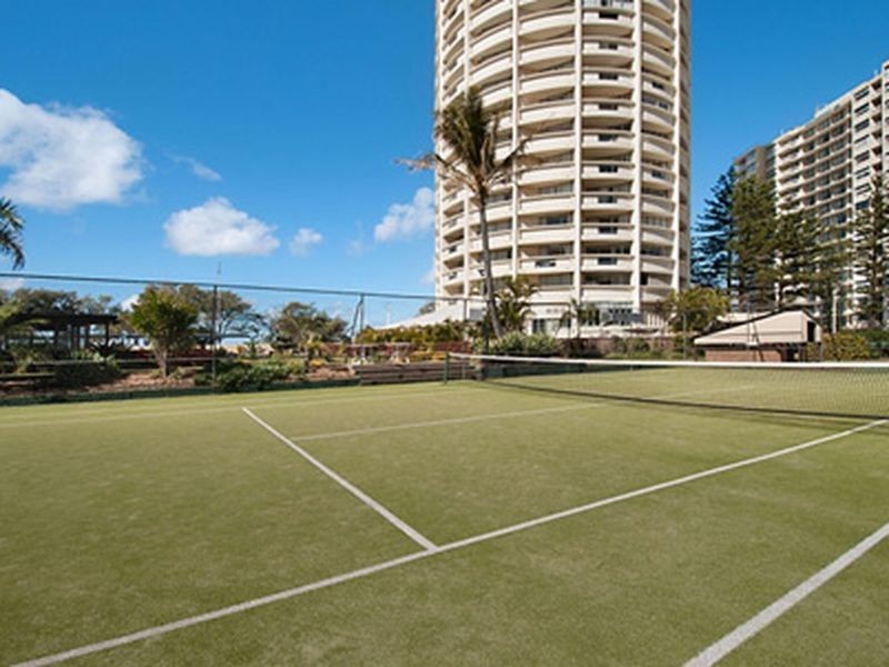 31/114 The Esplanade, Surfers Paradise QLD 4217