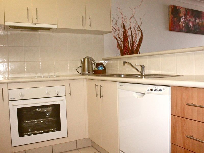 3086/2623 Gold Coast Hwy, Broadbeach QLD 4218