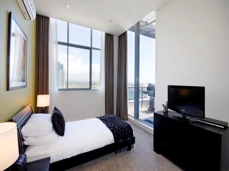 2301/18 Cypress Avenue, Surfers Paradise QLD 4217