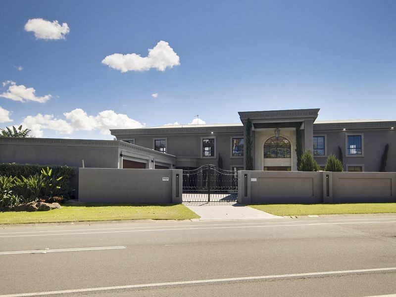 171 Monaco Street, Broadbeach Waters QLD 4218
