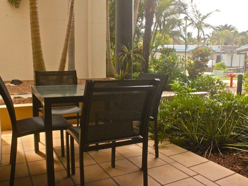 227/2360 Gold Coast Hwy, Mermaid Beach QLD 4218