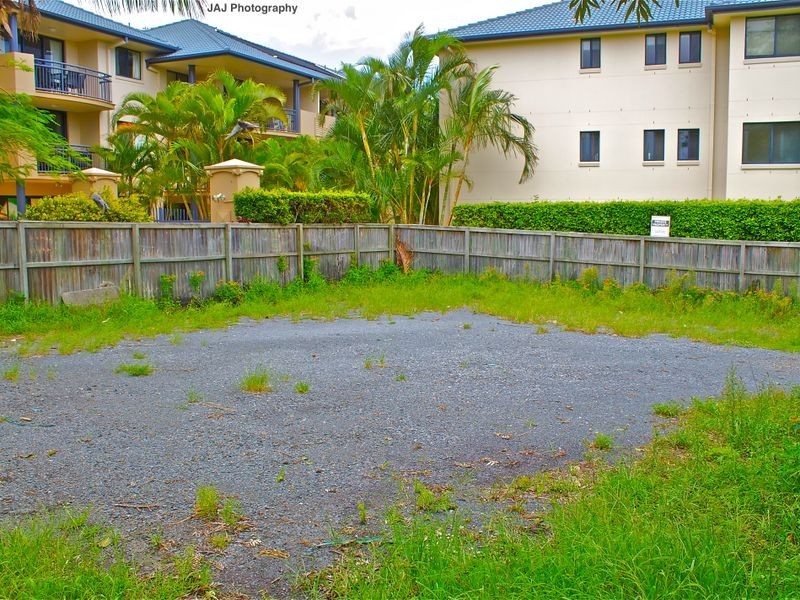 1/2364 Gold Coast Highway, Mermaid Beach QLD 4218
