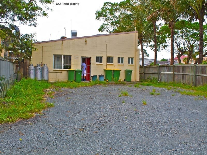 1/2364 Gold Coast Highway, Mermaid Beach QLD 4218