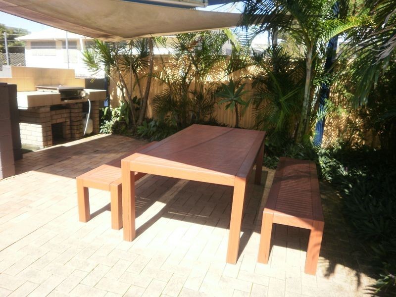 11 Old Burleigh Road, Surfers Paradise QLD 4217