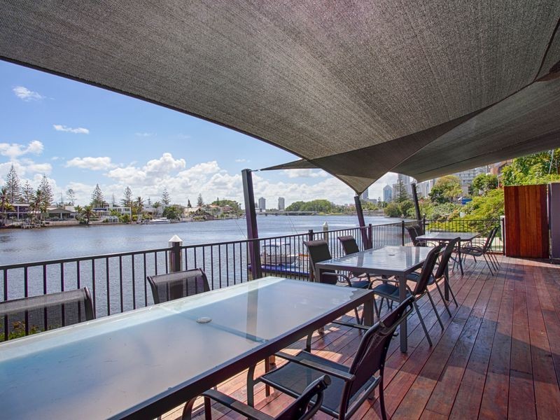 15 ‘Florid Gold Coast Hwy, Surfers Paradise QLD 4217