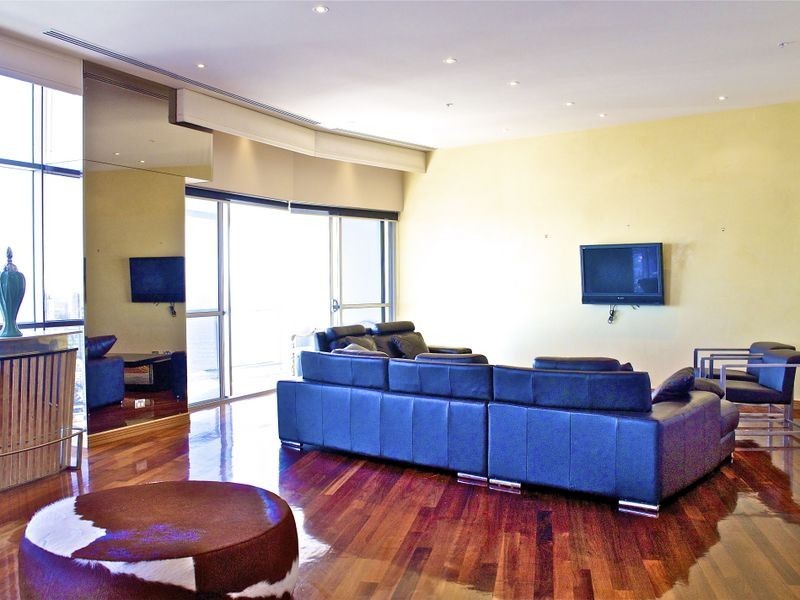1381/23 Ferny Avenue, Surfers Paradise QLD 4217