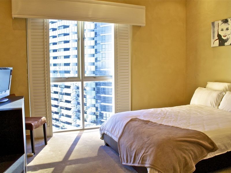 1381/23 Ferny Avenue, Surfers Paradise QLD 4217