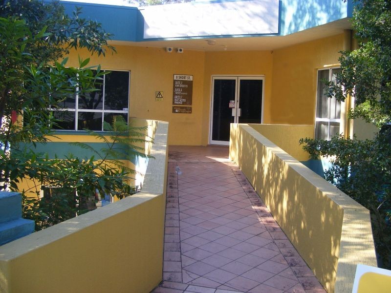 8 Short Street, Nerang QLD 4211