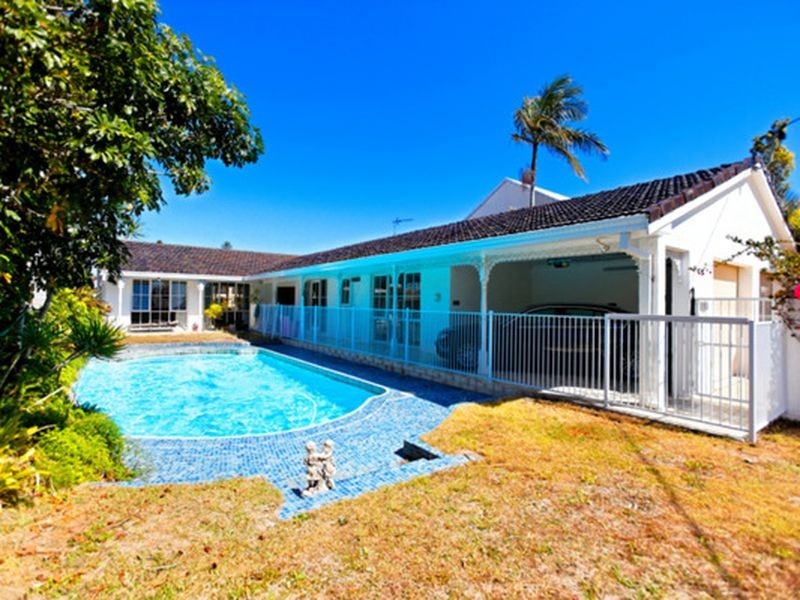 32 Southern Cross Drive, Surfers Paradise QLD 4217