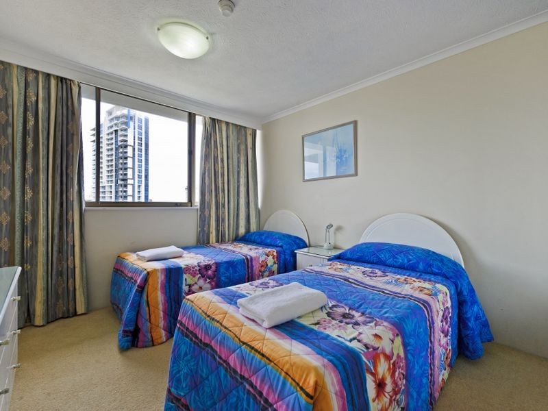 61/43 Enderley Avenue, Surfers Paradise QLD 4217