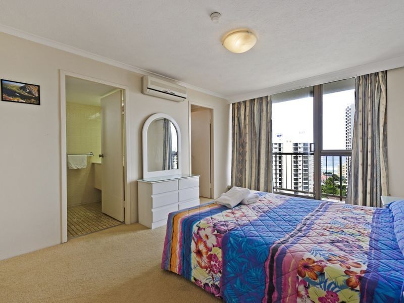 61/43 Enderley Avenue, Surfers Paradise QLD 4217