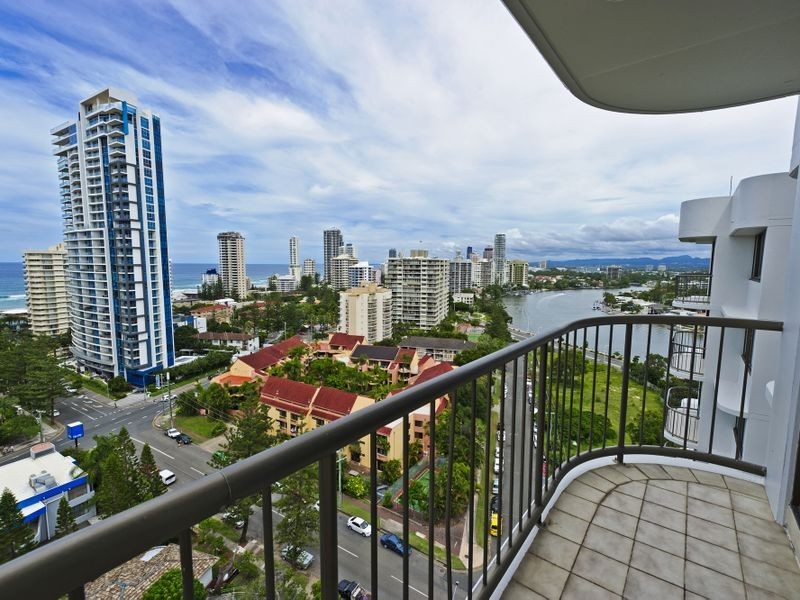 61/43 Enderley Avenue, Surfers Paradise QLD 4217