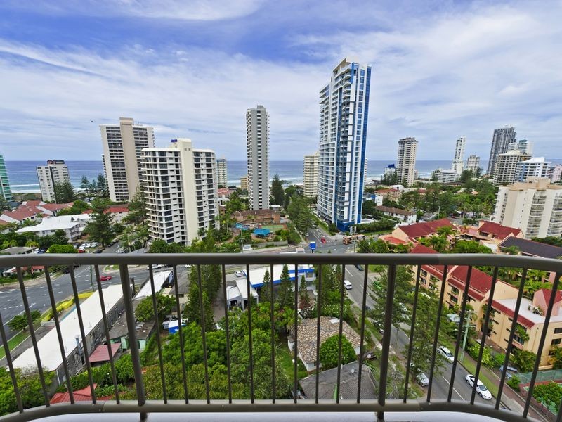 61/43 Enderley Avenue, Surfers Paradise QLD 4217