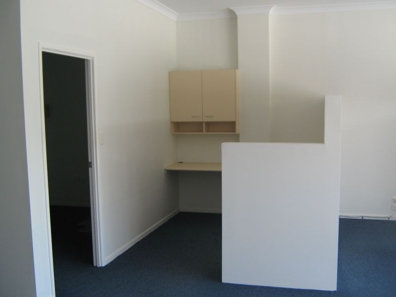 2/22 Brisbane Road, Labrador QLD 4215