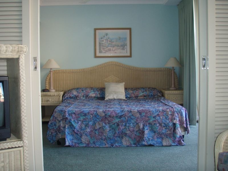 1 Paradise Island, Surfers Paradise QLD 4217