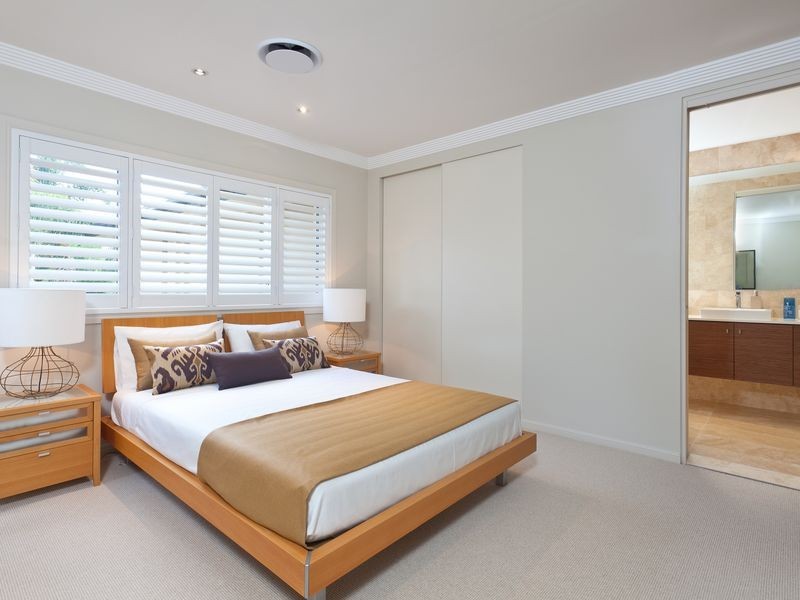 30-32 Maryland Avenue, Carrara QLD 4211