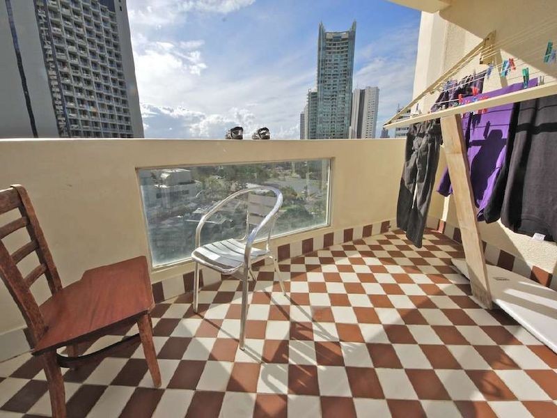 31/114 The Esplanande, Surfers Paradise QLD 4217