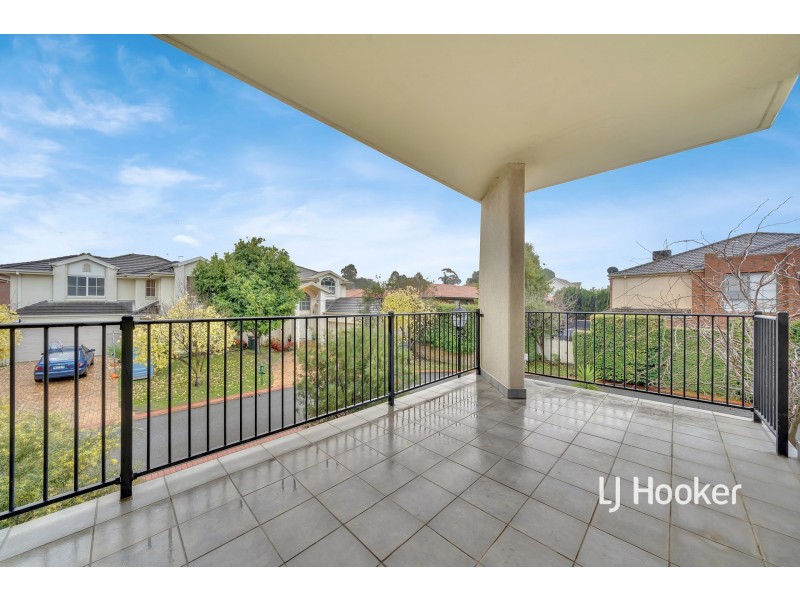 18/1 Conservatory Drive, Burwood VIC 3125