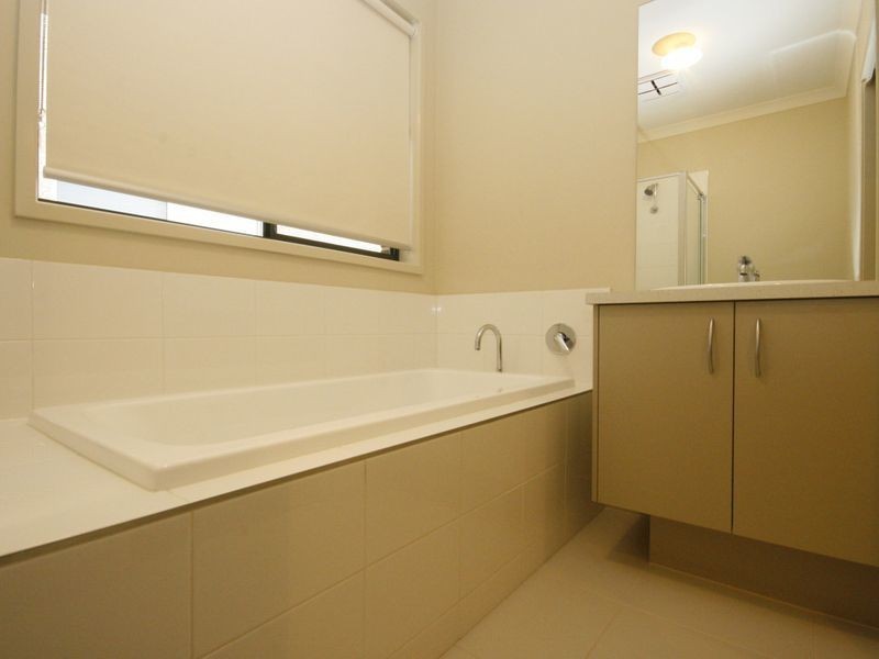 62 Ronald Street, Coburg North VIC 3058