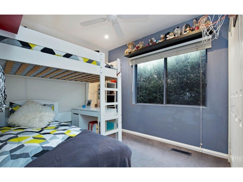 14 Piperita Road, Ferntree Gully VIC 3156