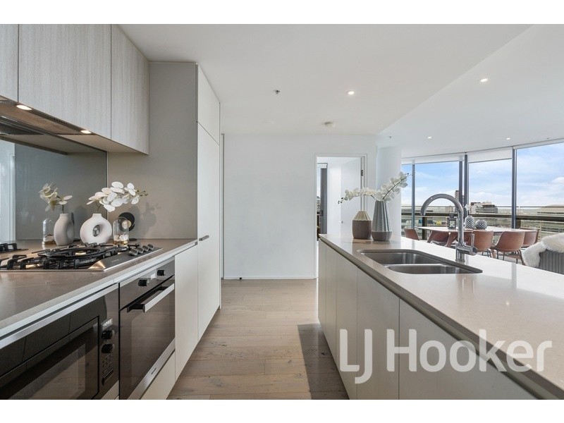 2902N/883 Collins Street, Docklands VIC 3008
