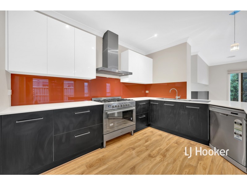 94 Palmers Road, Williams Landing VIC 3027