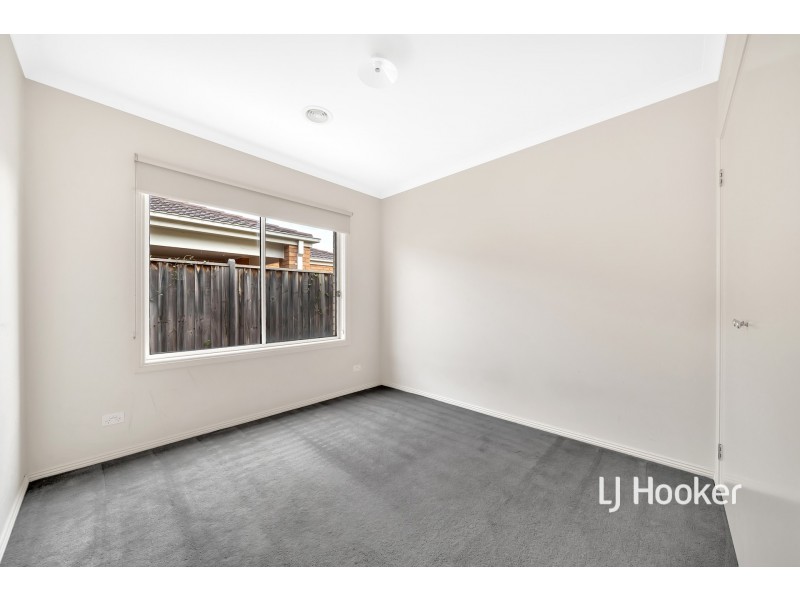 94 Palmers Road, Williams Landing VIC 3027