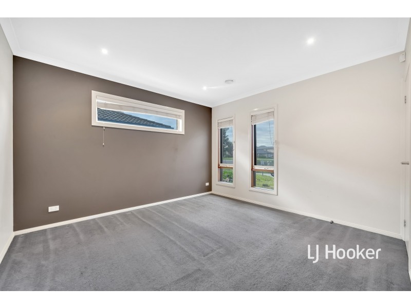 94 Palmers Road, Williams Landing VIC 3027