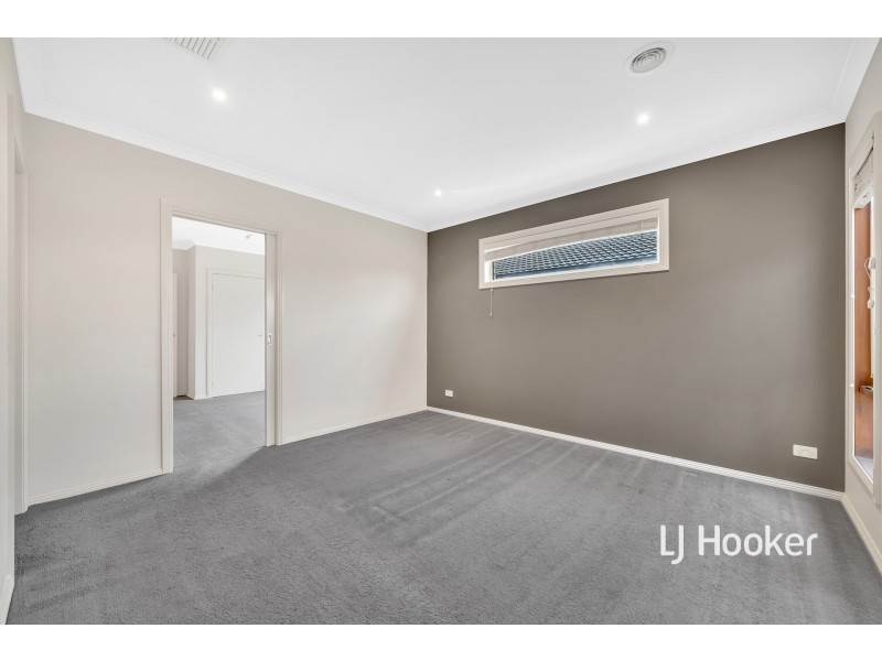 94 Palmers Road, Williams Landing VIC 3027