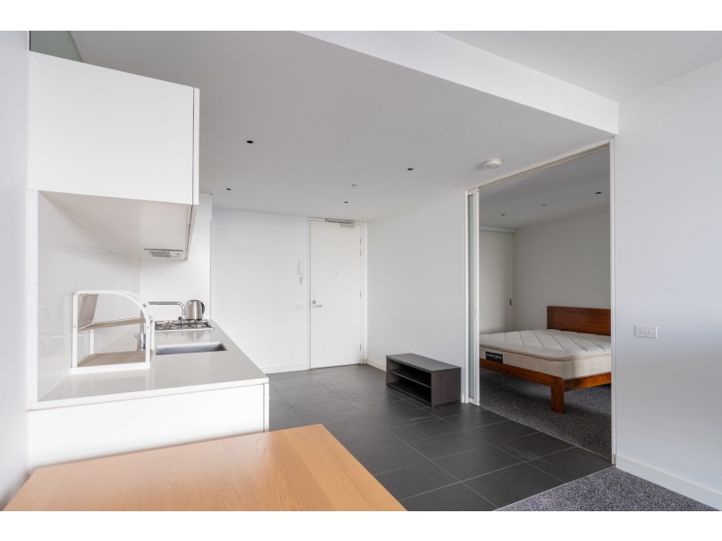 2013/35-39 Conventry Street, Southbank VIC 3006