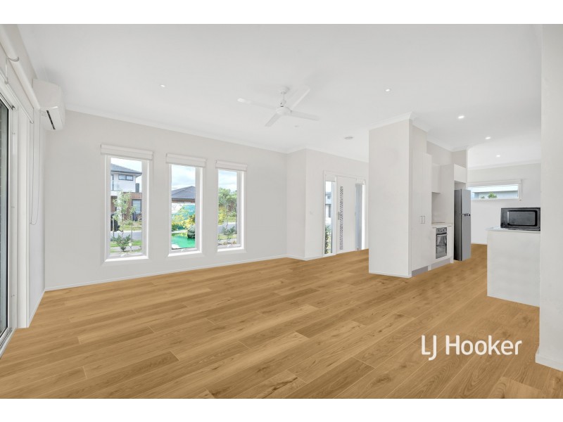 1/5 Annafee Avenue, Keysborough VIC 3173