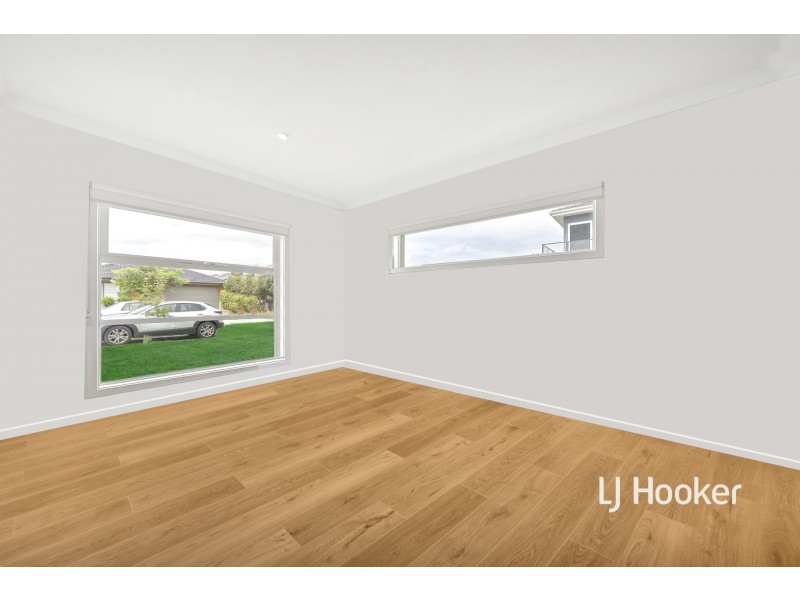 1/5 Annafee Avenue, Keysborough VIC 3173