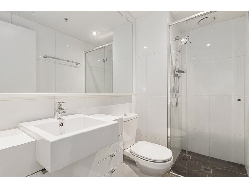 404/53 Batman Street, West Melbourne VIC 3003