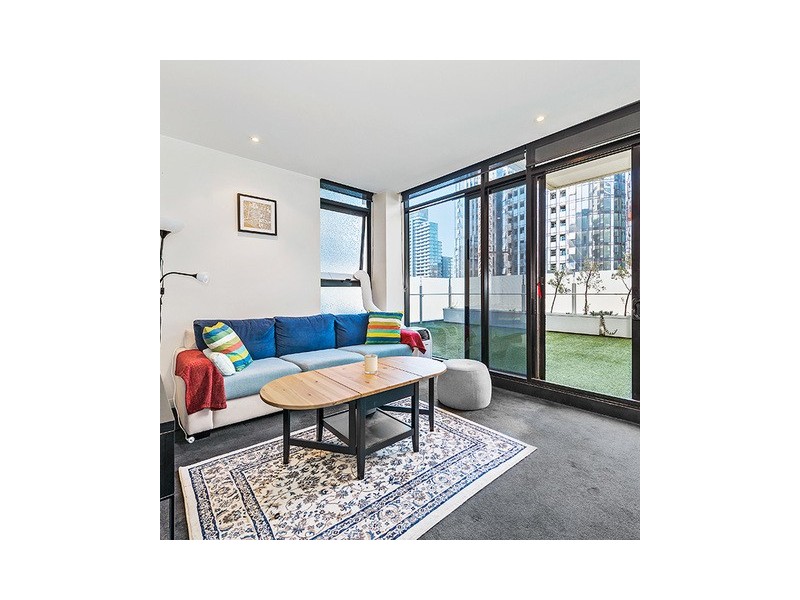 711/7 Yarra Street, South Yarra VIC 3141